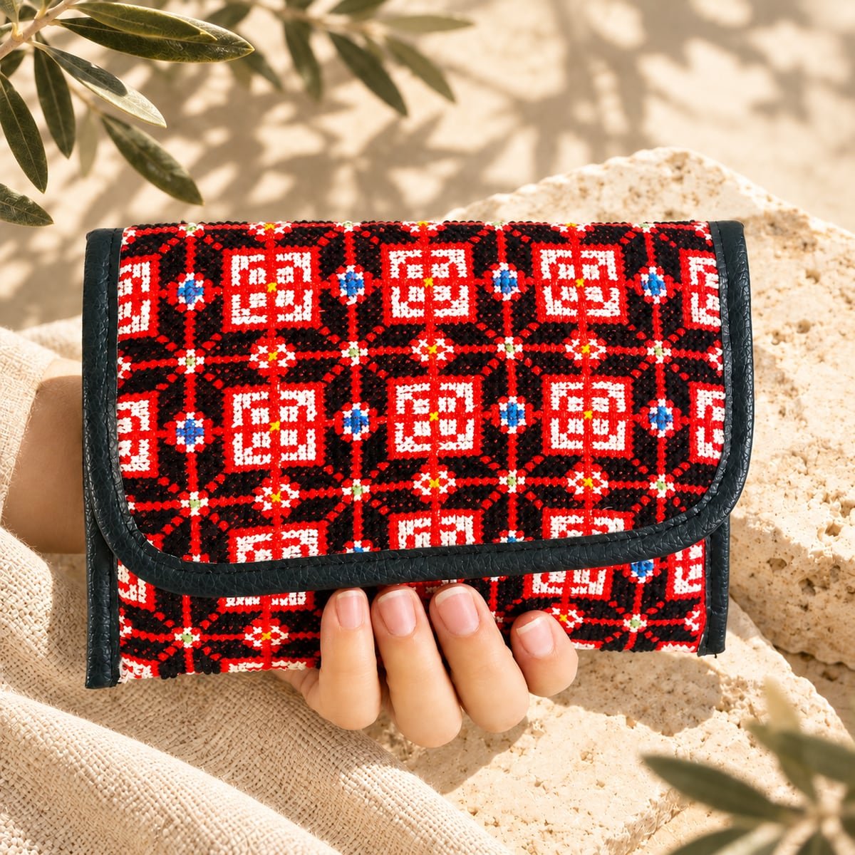 Red White Purse - Image 4