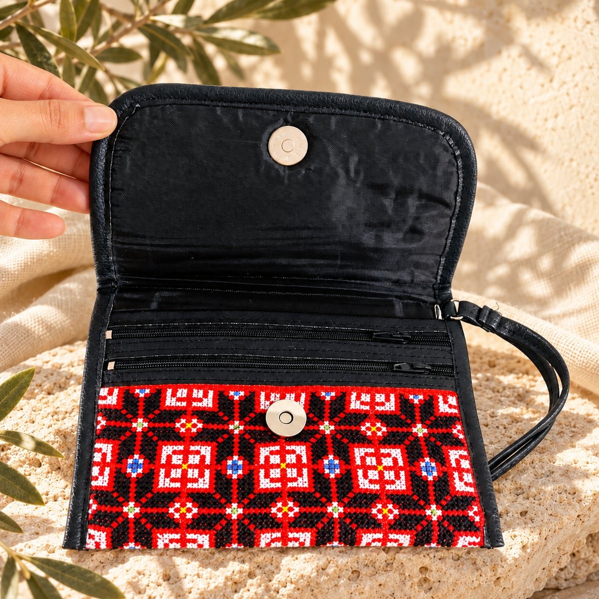 Red White Purse - Image 5
