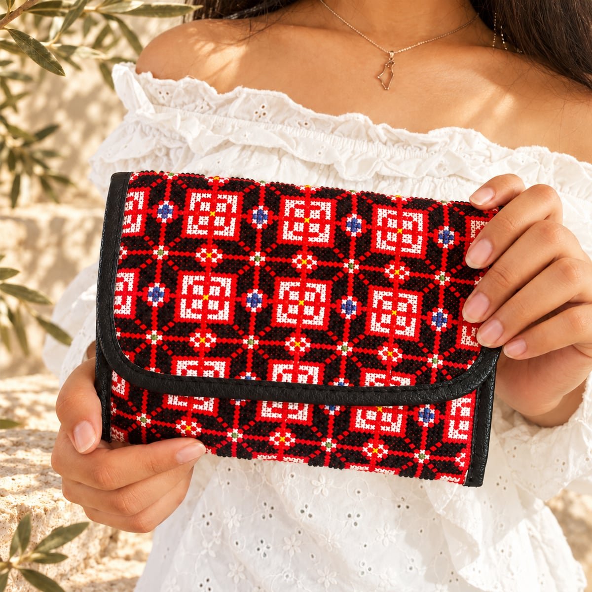 Red White Purse - Image 8
