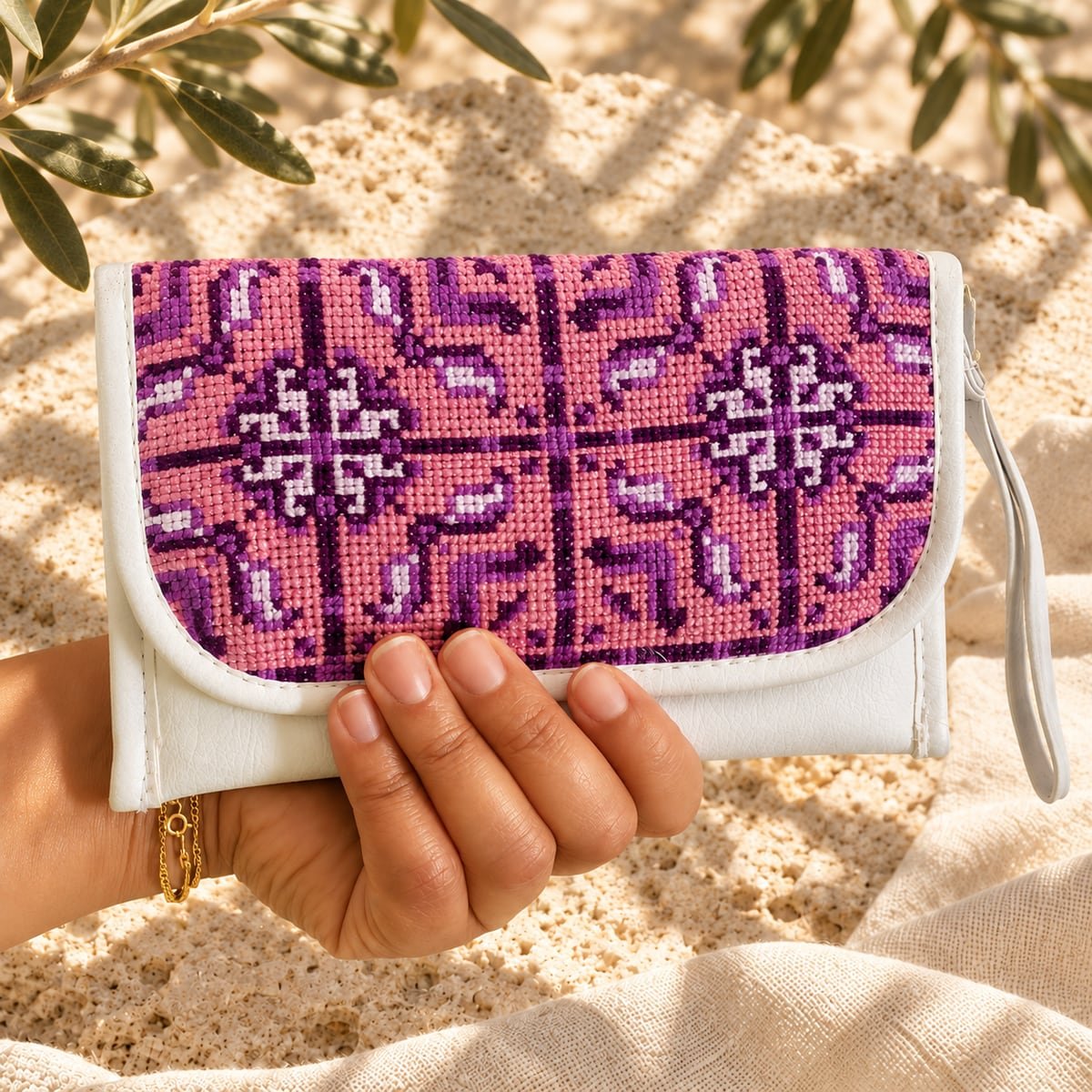 Lilac Tatreez Purse