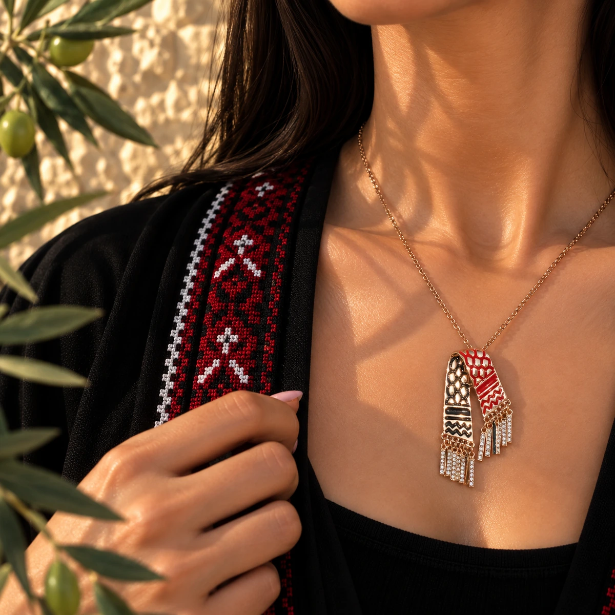 Red Keffiyeh Scarf Necklace, detail view