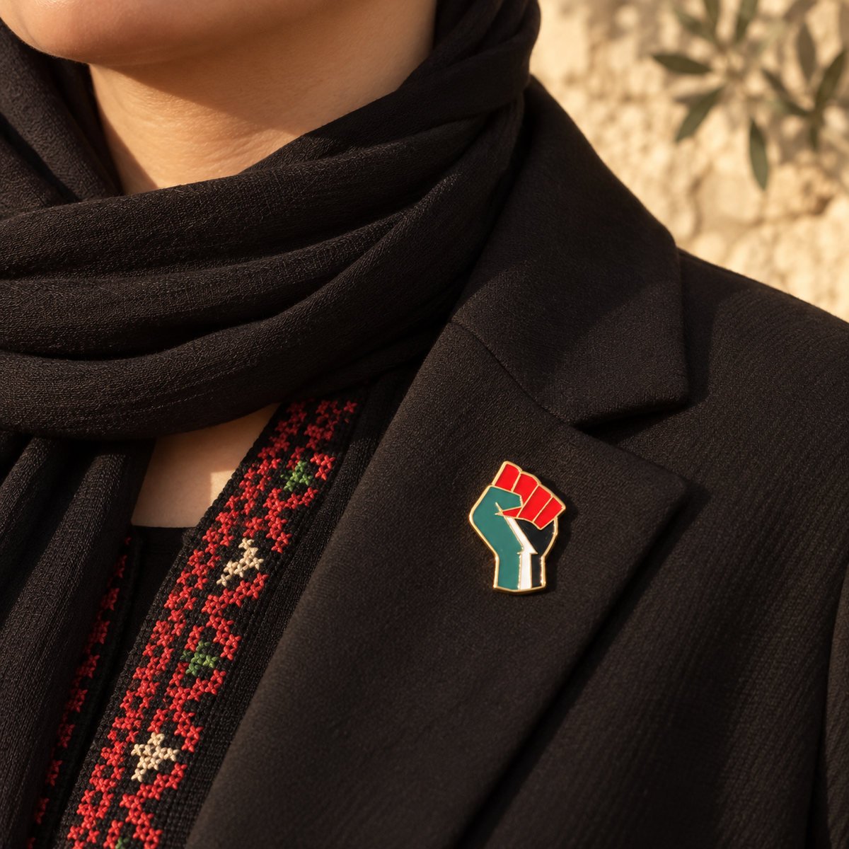 Palestine Raised Fist Pin - Image 2