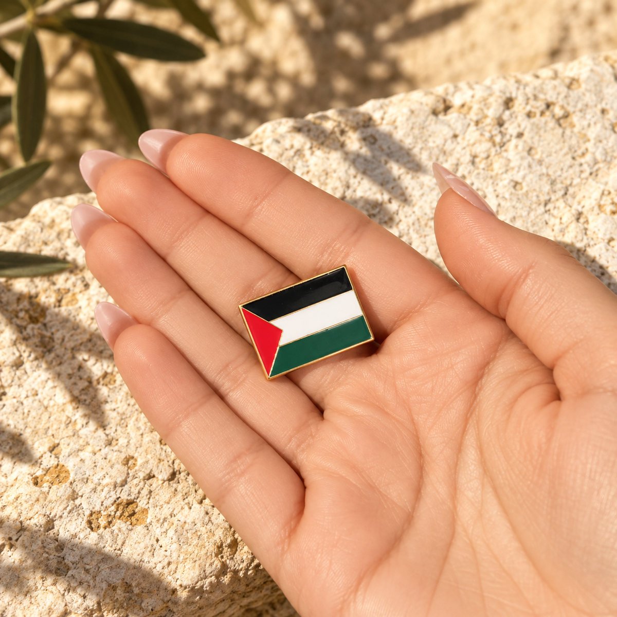 Palestine Flag Pin