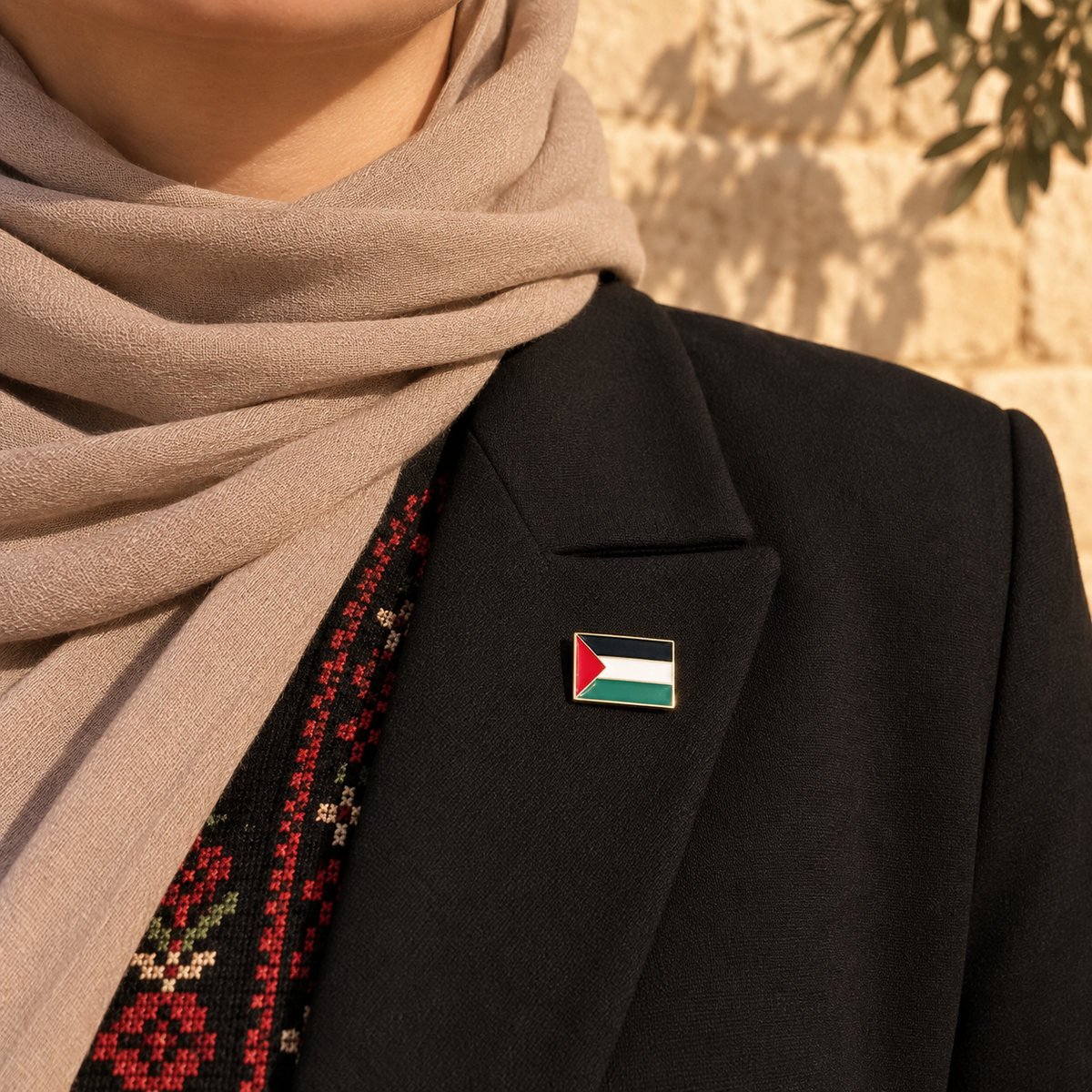 Palestine Flag Pin - Image 2